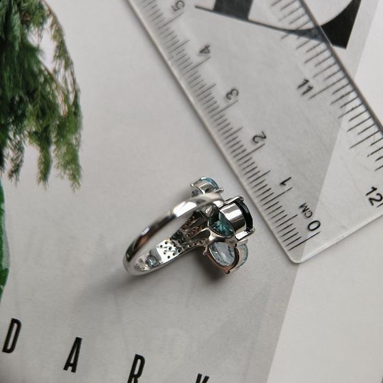 Серебряное кольцо с топазом Лондон Блю 3.913ct, топазом
