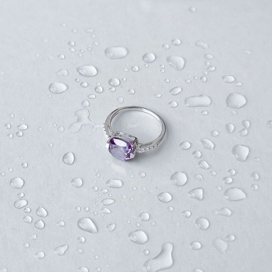 Серебряное кольцо с александритом