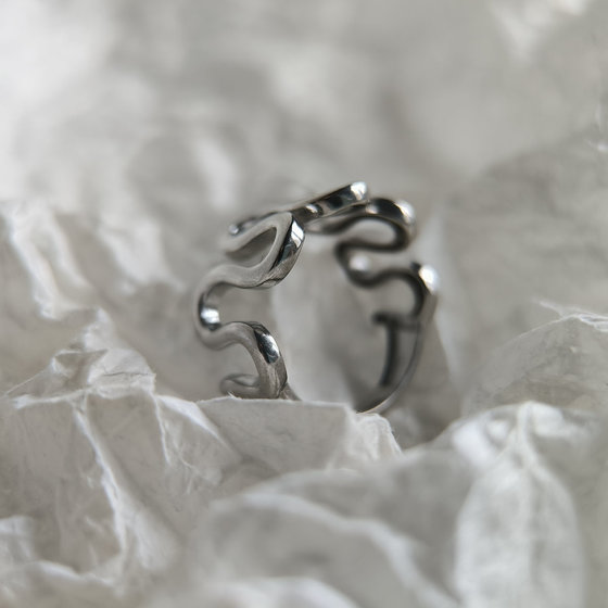 Серебряное кольцо без камней