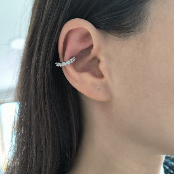 Серебряные серьги с фианитами