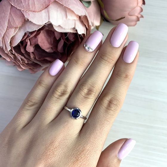 Серебряное кольцо с сапфиром nano 0.65ct