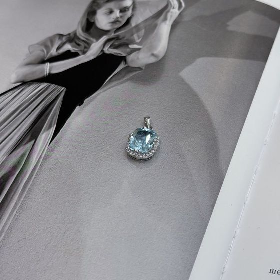 Серебряная подвеска с топазом 6.295ct