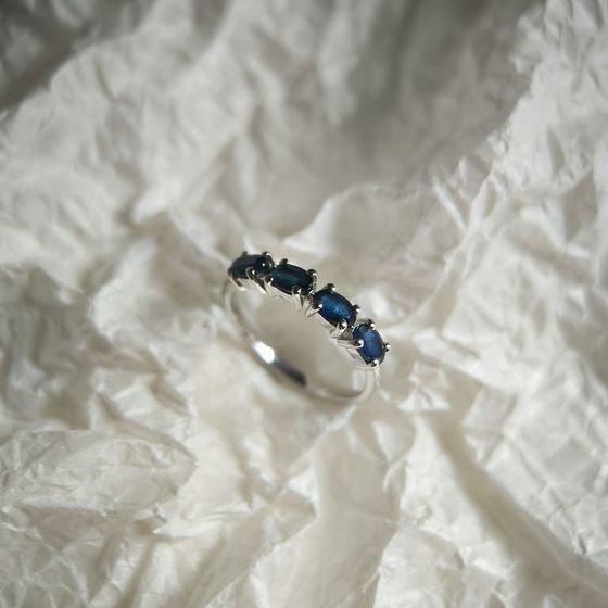 Серебряное кольцо с сапфиром 1.15ct