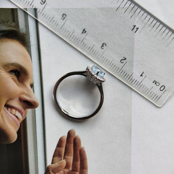 Серебряное кольцо с топазом 1.225ct