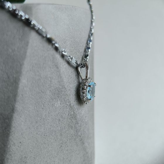 Серебряная подвеска с топазом 1.079ct