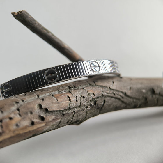 Серебряный браслет без камней