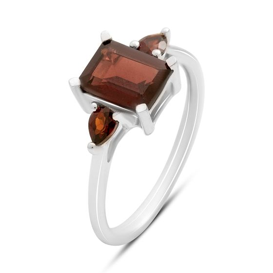 Серебряное кольцо с гранатом 2.425ct