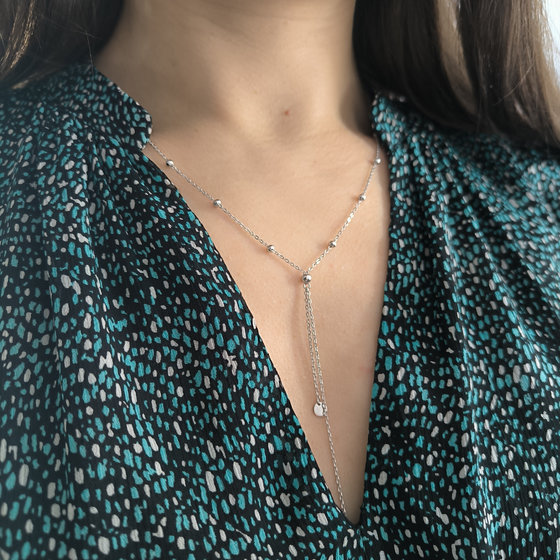 Серебряное колье без камней