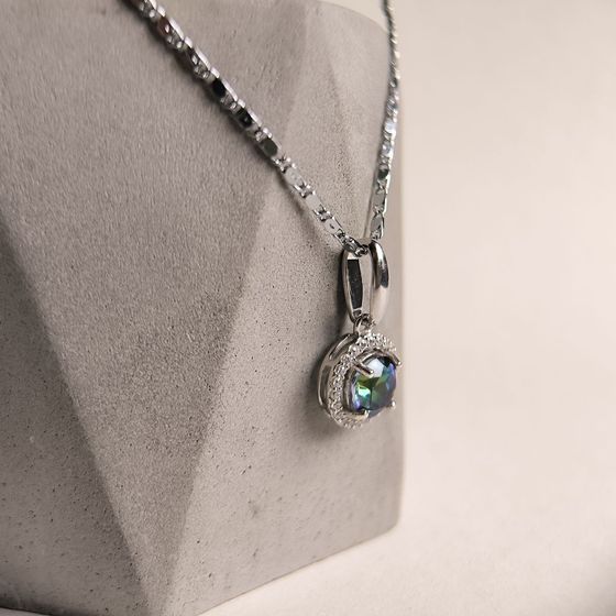 Серебряная подвеска с мистик топазом 2.37ct