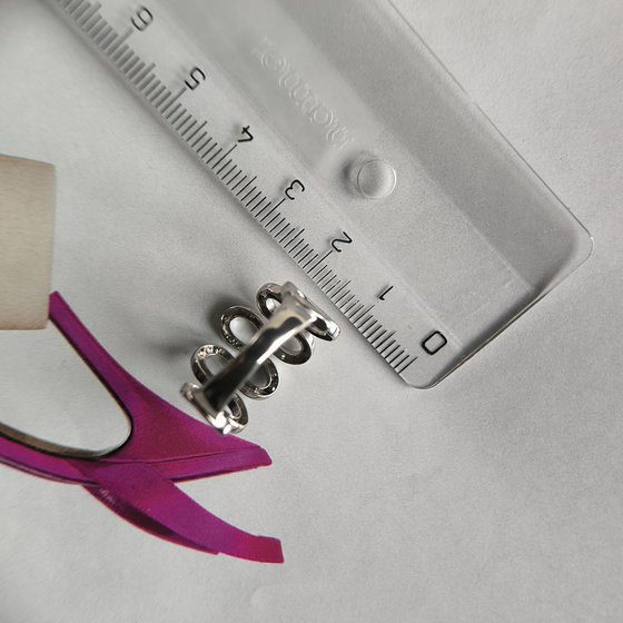 Серебряное кольцо без камней