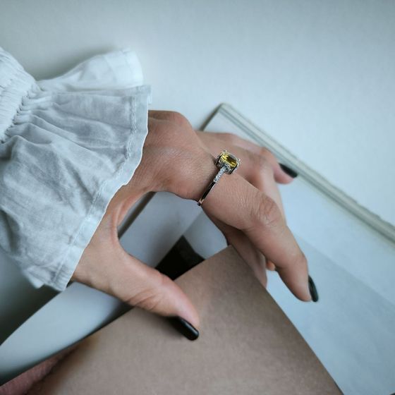 Серебряное кольцо с цитрином nano