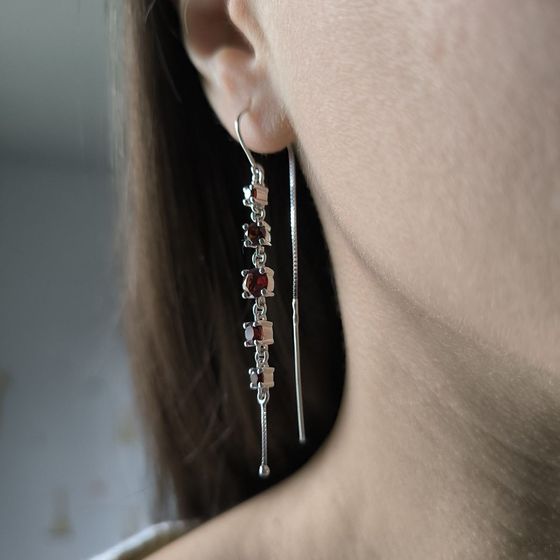 Серебряные серьги с гранатом 3.099ct