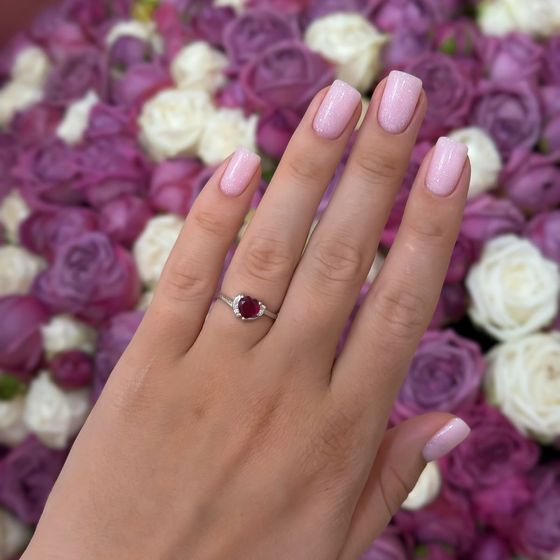 Серебряное кольцо с рубином 1.055ct
