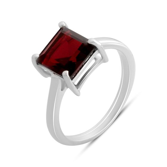 Серебряное кольцо с гранатом 2.142ct