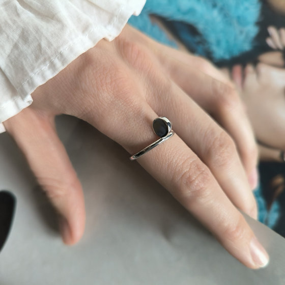 Серебряное кольцо без камней