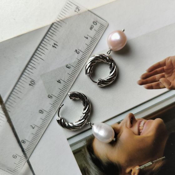 Серебряные серьги с жемчугом барочным