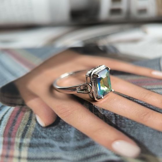 Серебряное кольцо с мистик топазом 1.6ct