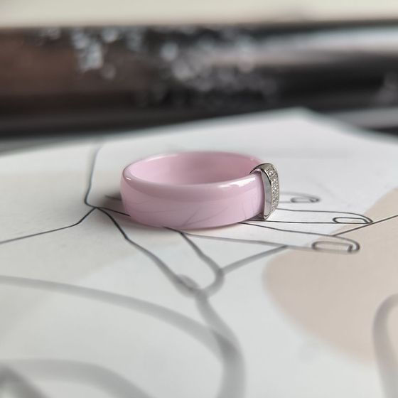 Серебряное кольцо с керамикой