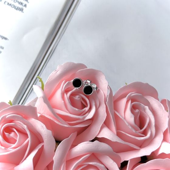 Серебряные серьги с ониксом