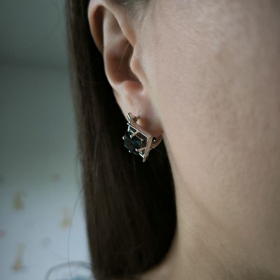 Серебряные серьги с топазом Лондон Блю 3.008ct