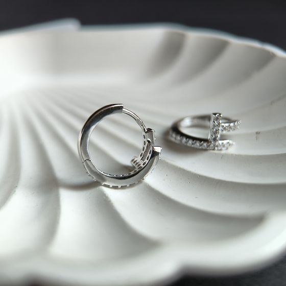 Серебряные серьги с фианитами