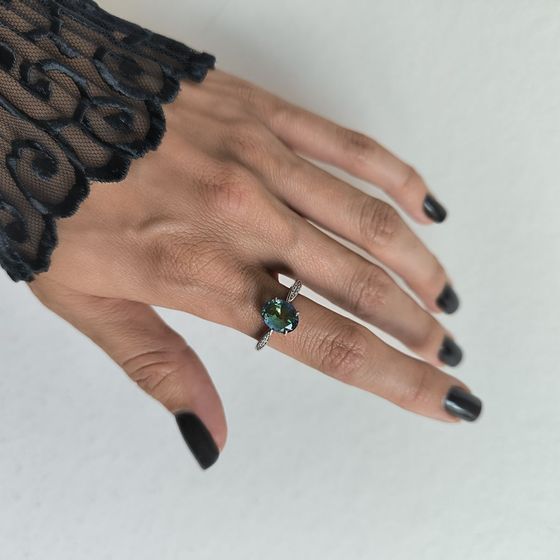 Серебряное кольцо с мистик топазом 1.823ct