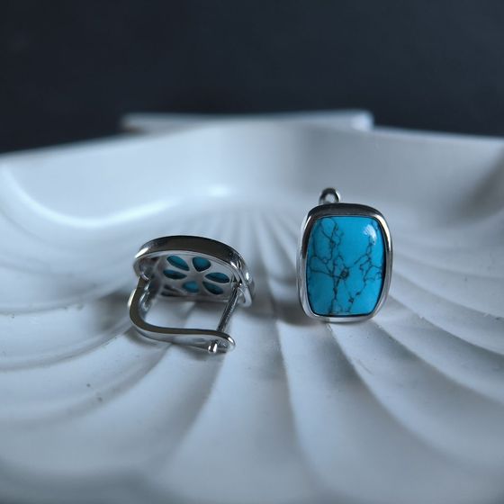 Серебряные серьги с бирюзой