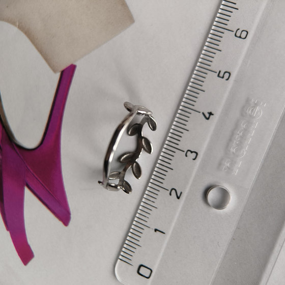 Серебряное кольцо без камней