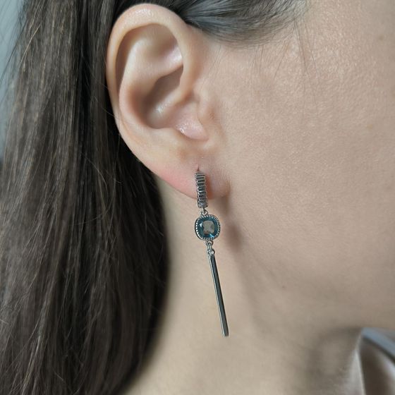 Серебряные серьги с топазом Лондон Блю 1.617ct