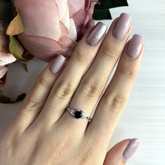 Серебряное кольцо с сапфиром nano 0.386ct