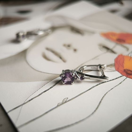 Серебряные серьги с александритом 2.478ct