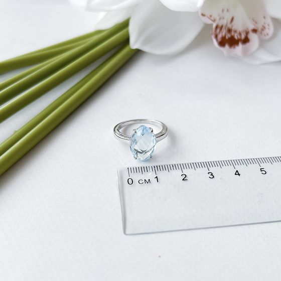 Серебряное кольцо с топазом 6.117ct