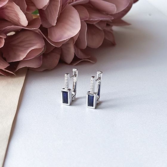 Серебряные серьги с сапфиром 1.075ct, фианитами