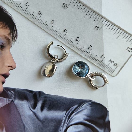 Серебряные серьги с фианитами