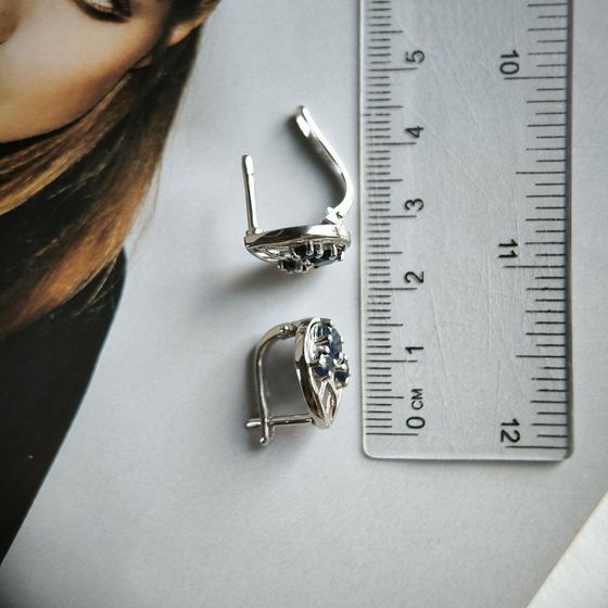 Серебряные серьги с сапфиром 2.238ct