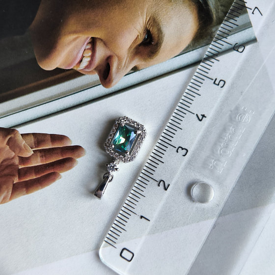 Серебряная подвеска с мистик топазом 1.176ct