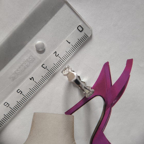 Серебряное кольцо с фианитами