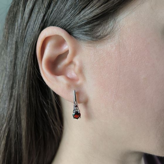 Серебряные серьги с гранатом 2.001ct