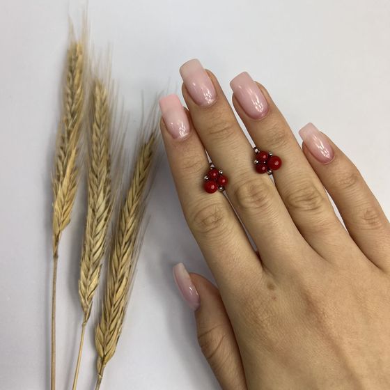 Серебряные серьги с кораллом