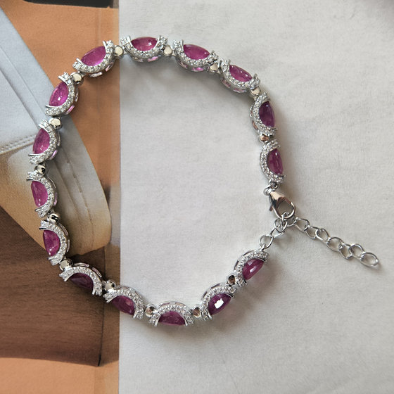 Серебряный браслет с рубином 13.66ct