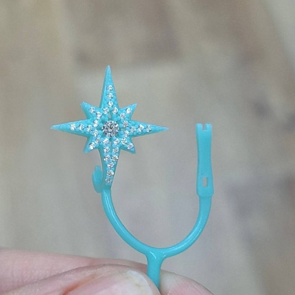 Серебряные серьги с фианитами