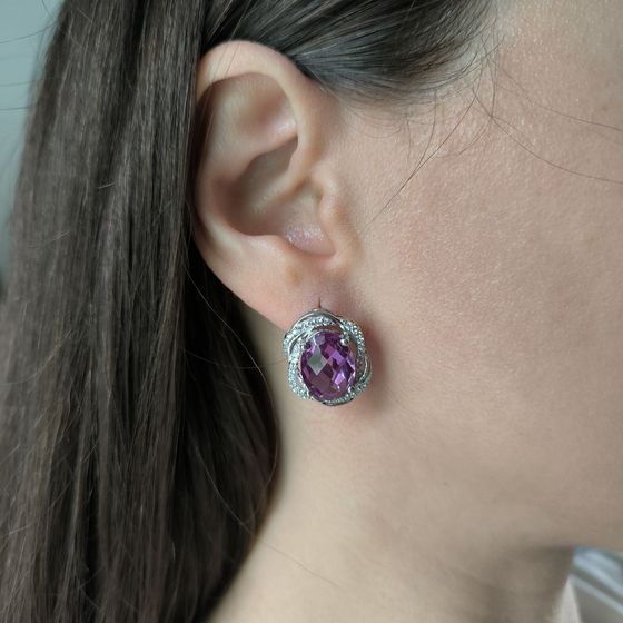 Серебряные серьги с александритом 16.513ct, фианитами