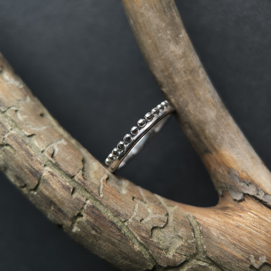 Серебряное кольцо без камней