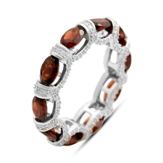 Серебряное кольцо с гранатом 7.076ct