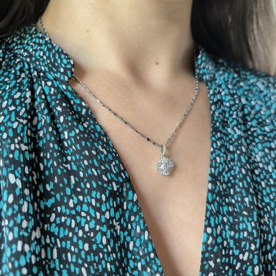 Серебряная подвеска с фианитами