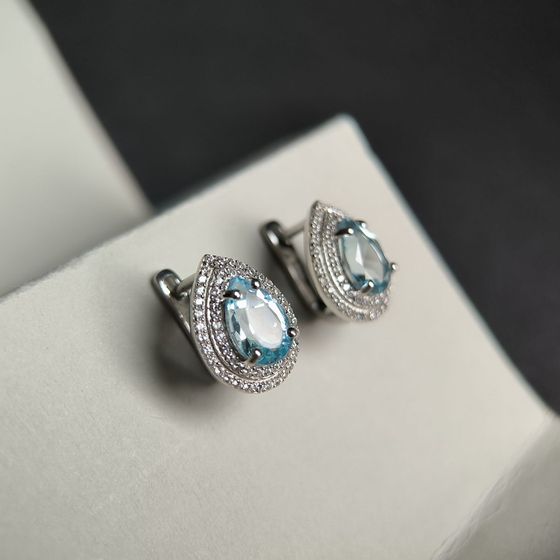 Серебряные серьги с топазом 5.663ct