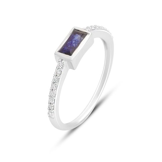 Серебряное кольцо с сапфиром 0.873ct, фианитами