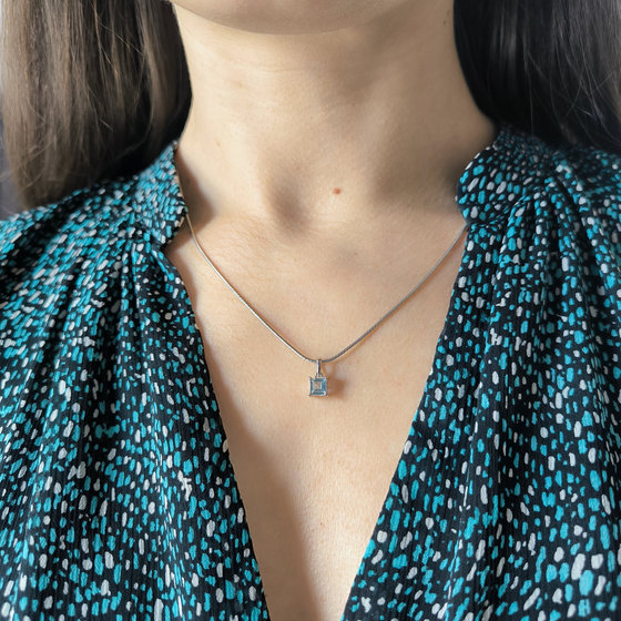 Серебряная подвеска с топазом 0.83ct