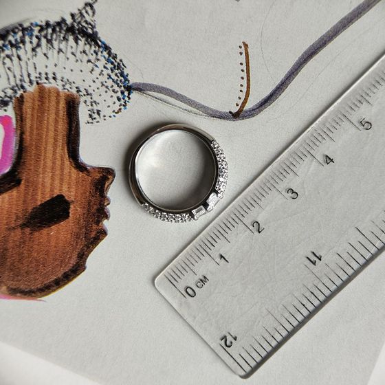 Серебряное кольцо с фианитами