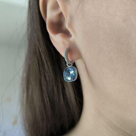 Серебряные серьги с фианитами